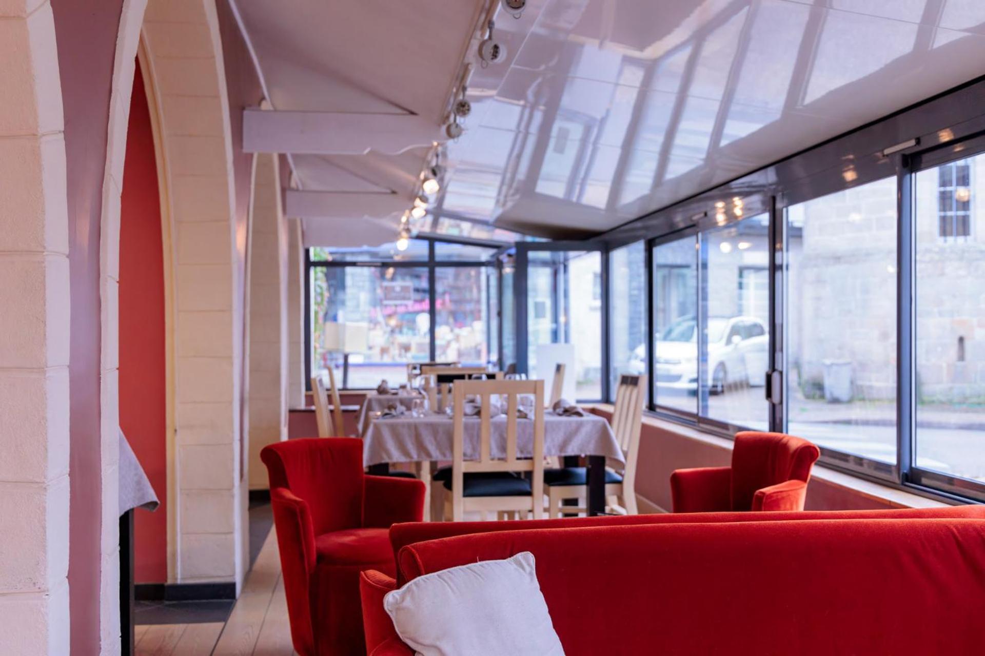 Logis Hotel Restaurant Auberge De La Xaintrie Saint-Privat  Exteriör bild